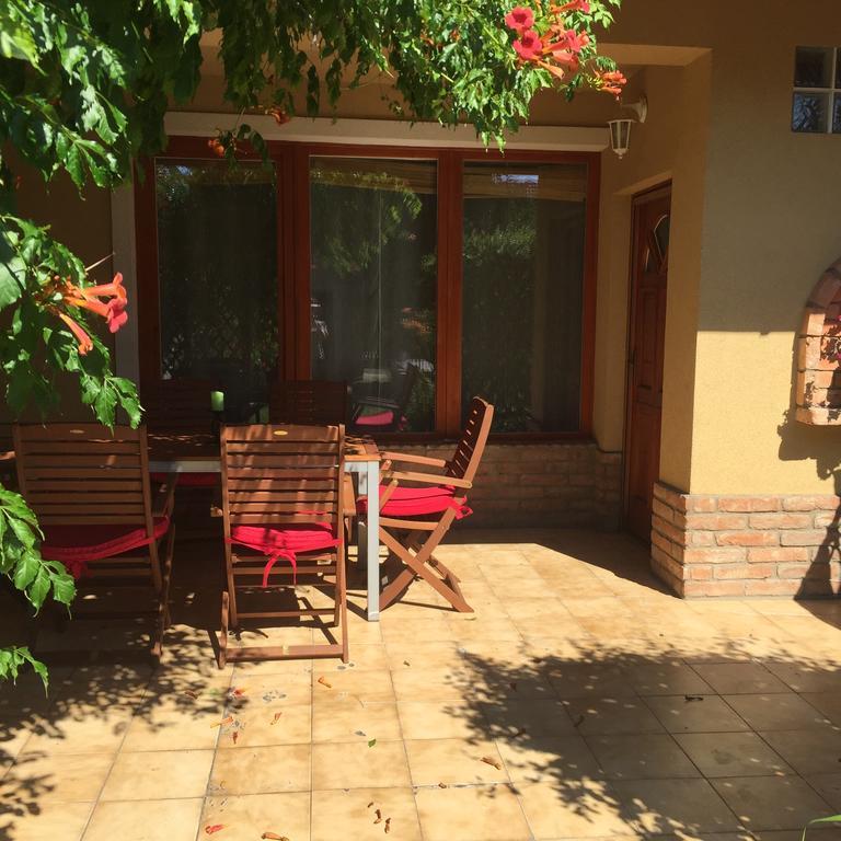 Lux Apartman Villa Hajdúszoboszló Extérieur photo